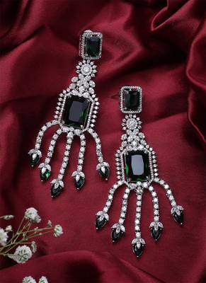 Green White Necklace Set With Long Earrings 2