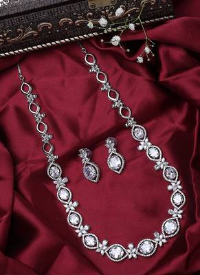 White Necklace Set With Small Studs 2