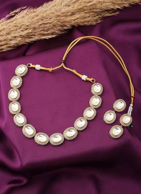 Round Necklace Set With Earrings 1
