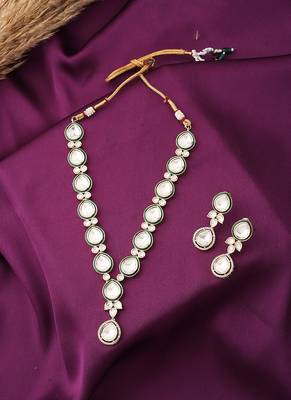 Floral Necklace Set With Earrings 1