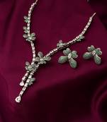 Green Butterfly Shaped Necklace Set With Earrings