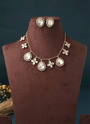 Pear Shaped Necklace Set With Earrings 1