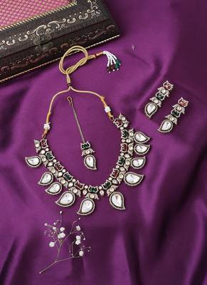 Multicolour Necklace Set With Earrings And Maang Tikka 1