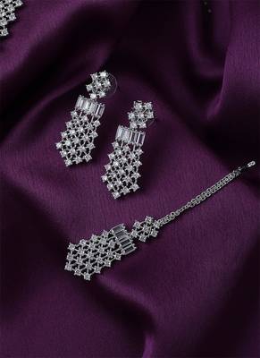 Silver American Diamond Necklace Set With Maang Tikka 3