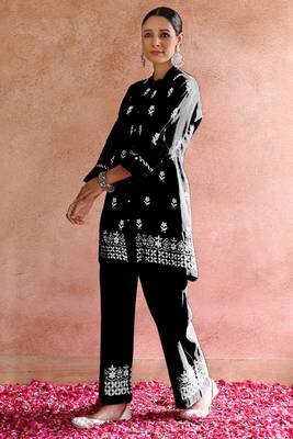 Black Cotton Readymade Kurta Set 3