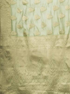 Pure Organza Saree Woven Zari Magic With Rich Paisley Pallu 5