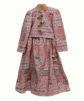 Pink silk embroidered thread lehenga and blouse set 1