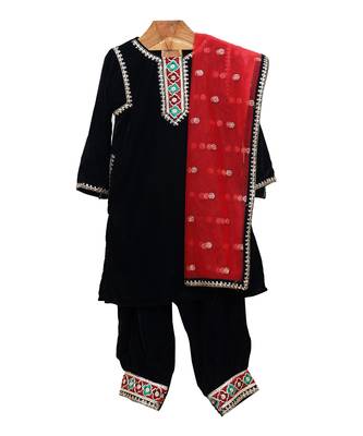 Black velvet suit set 1