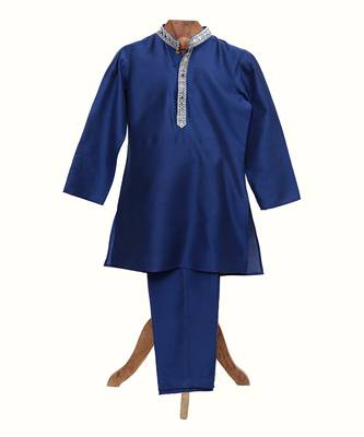 Blue embroidered chanderi silk kurta pyjama set 1