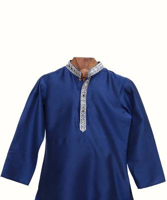 Blue embroidered chanderi silk kurta pyjama set 2
