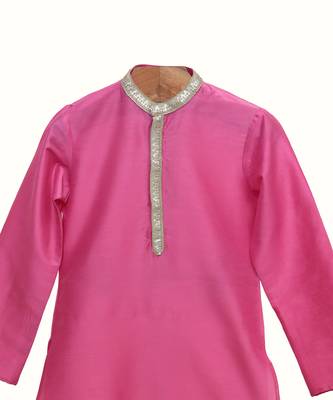 Pink embroidered chanderi silk kurta pyjama set 2