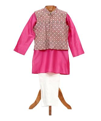 Pink embroidered chanderi silk and mirror kurta pyjama set 1