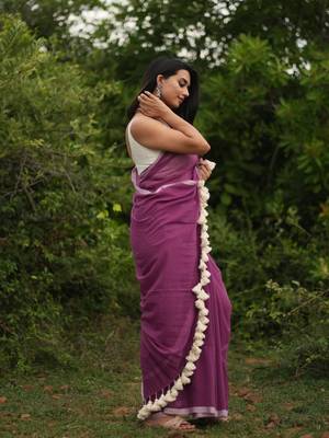 Handloom White Cotton Saree Without Blouse Purple Border With Tassels 2