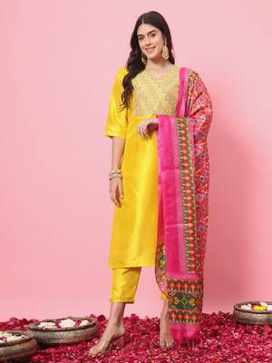   women kurta and trousers pant set silk blend 1