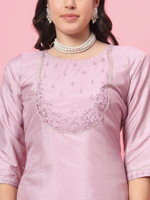   women kurta and trousers pant set silk blend 3