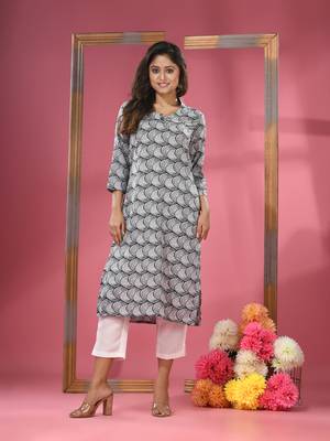 Black printed crepe kurta 1