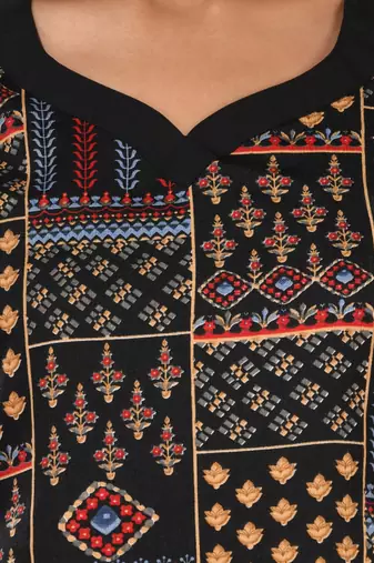 Black crepe printed kurta