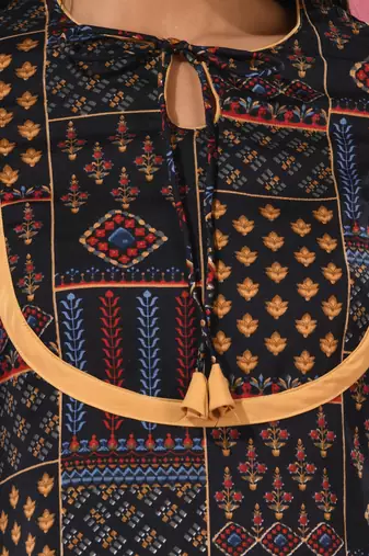 Black crepe printed kurta