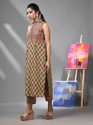 Green cotton kurta with ethnic print & stripes 3