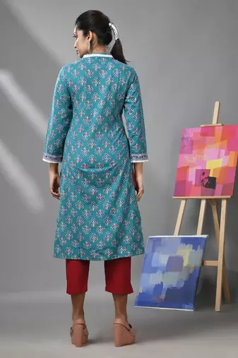 Sea green cotton floral printed kurta with lace