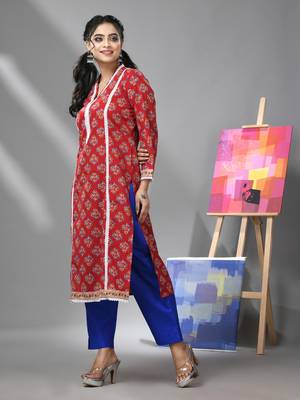 Red cotton floral printed kurta with lace 3