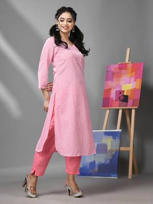 White & pink chevron printed kurta 3