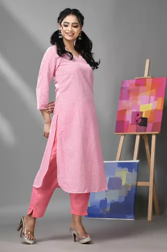 White & pink chevron printed kurta