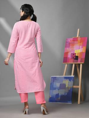 White & pink chevron printed kurta 4