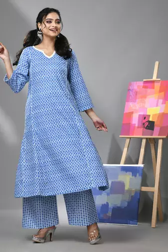 Blue cotton kurta with ethnic prints