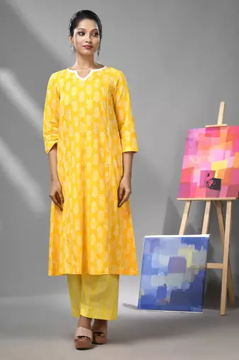 Yellow cotton kurta with ethnic prints