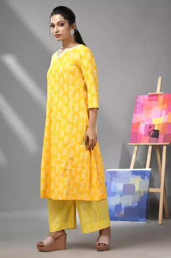 Yellow cotton kurta with ethnic prints
