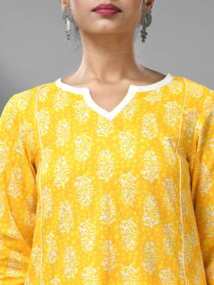 Yellow cotton kurta with ethnic prints 5