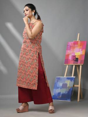 Red cotton paisley printed kurta with noodle straps 3