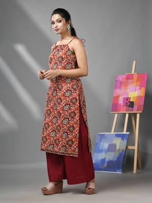 Dark red cotton floral printed kurta with noodle straps 3