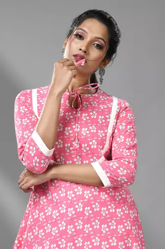 Pink & white cotton floral printed kurta