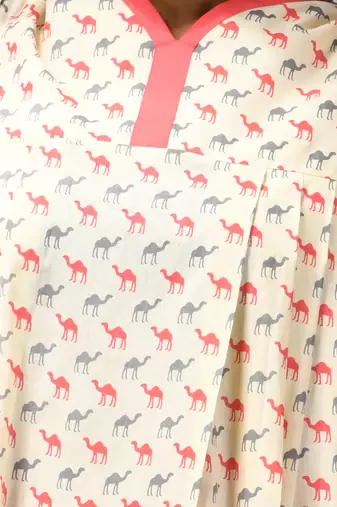 Off white cotton kurta with printed motifs