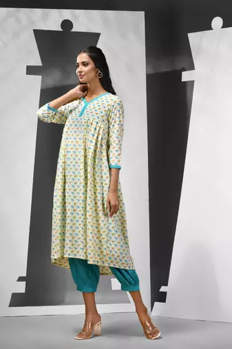 Off white cotton kurta with printed motifs