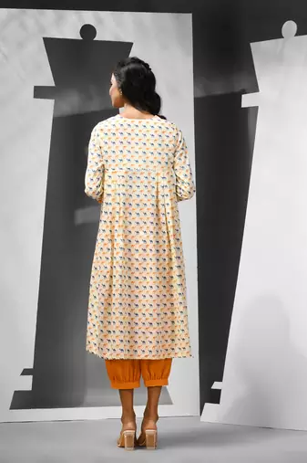 Off white cotton kurta with printed motifs