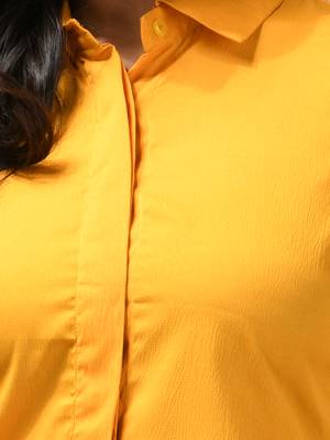 Yellow silk blend solid kurta 5