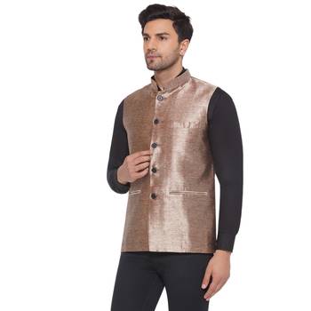 Veera paridhaan silk solid nehru jacket for men (golden) 3