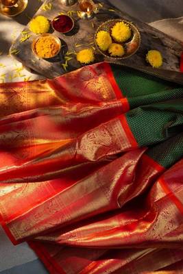 Green Art Silk Sarees Woven  Saree With Unstitched Blouse 3