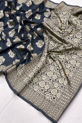 Navy Blue Silk Blend Zari Woven Saree with Unstitched Blouse 4