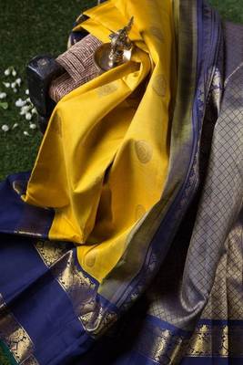 Yellow Art Silk Woven Saree With Unstitched Blouse 6