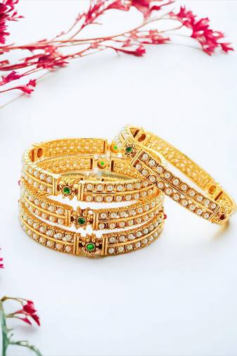 Gold plated traditional 4pc pearl cz stone bangle
