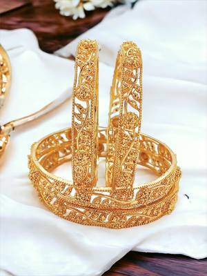 Gold plated filigree leaf design 4pc bangle 1