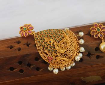 Designer matte finish peacock pendant pet 3