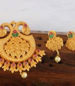 Designer matte finish peacock pendant pet