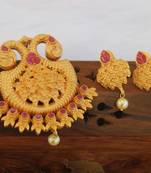 Designer matte finish peacock pendant pet