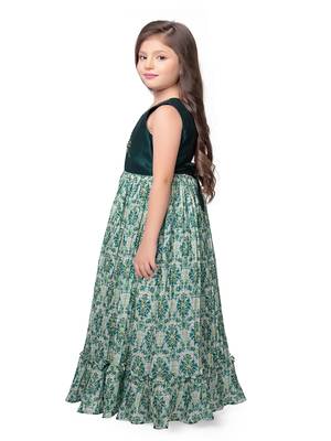 Betty green colored printed polyester gown 2