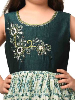 Betty green colored printed polyester gown 4